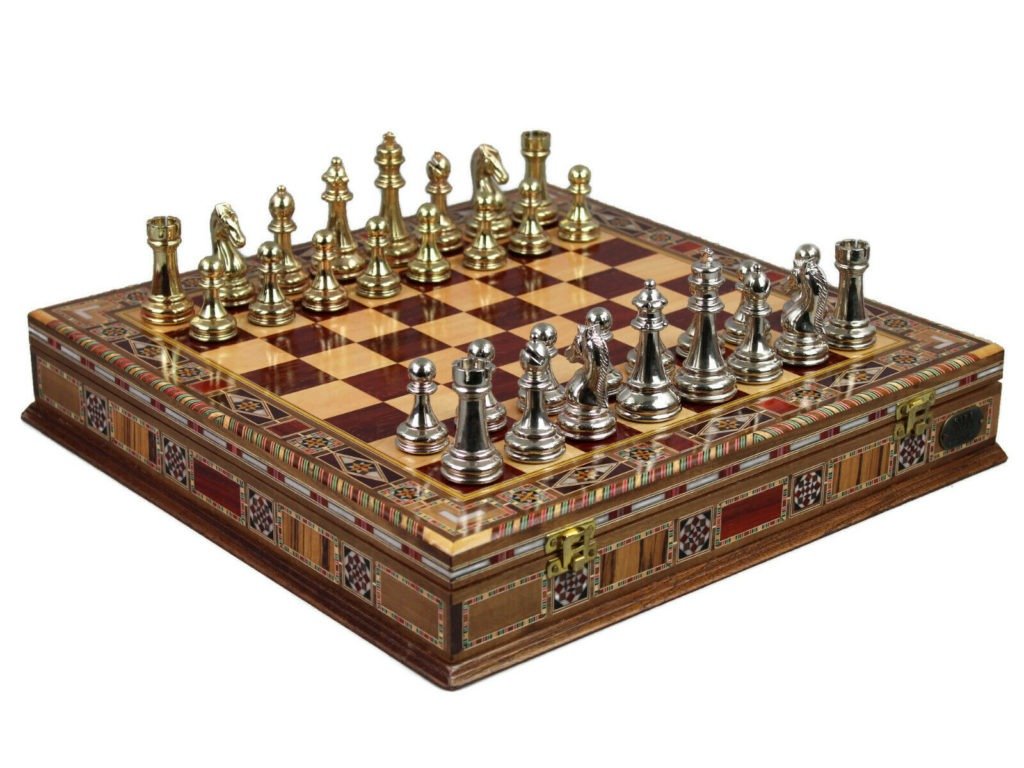 ottoman chess set with metal chess pieces