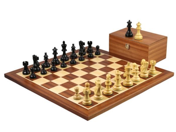 Mahogany wooden chess set with classic staunton ebonised pieces and mahogany box