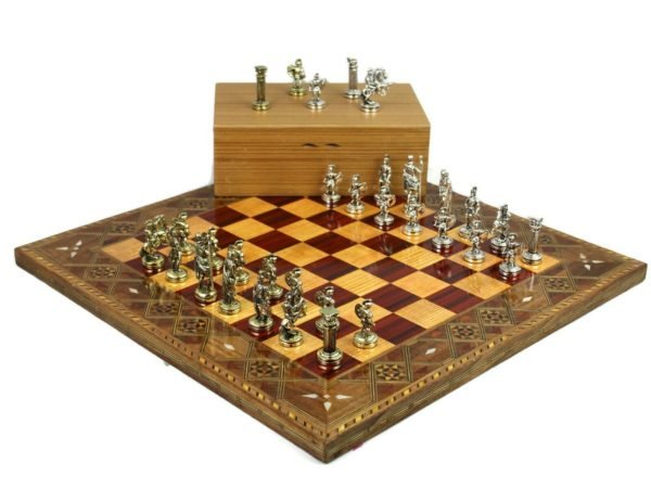 Premium Range Chess Board With Metal Pieces "Burgundy" - CRMD18" - Image 5