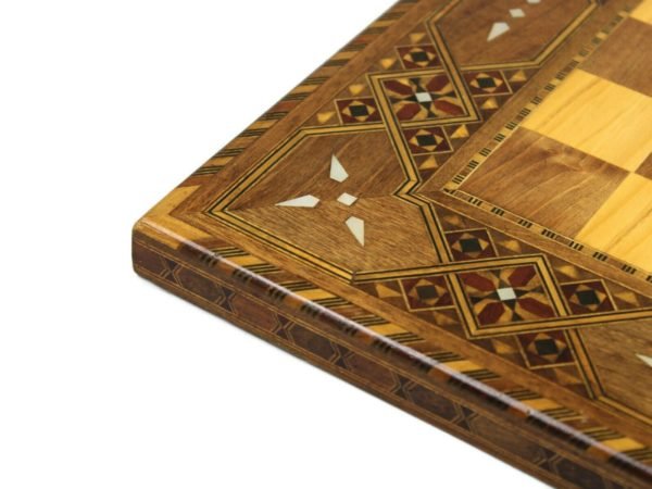Premium Range Chess Board With Metal Pieces "Lineage" - CWWL17" - Image 4