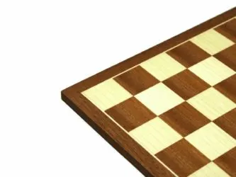 Isle of Lewis I Ivory & Brown Resin Chess Pieces 3.5″ With Mahogany Chess Board 20″