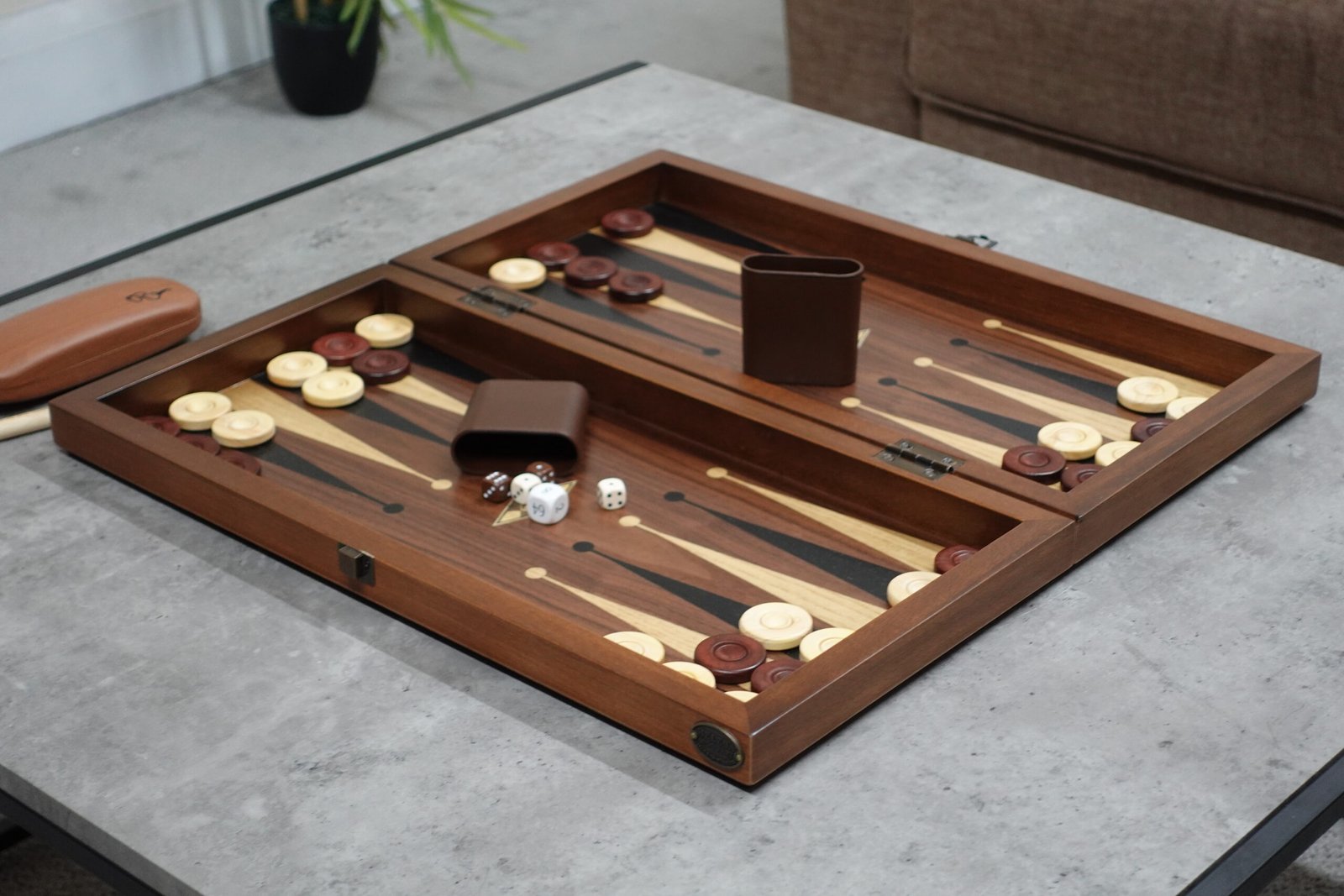 Helena Woodland Walnut Backgammon Set 20 Inch - Image 7