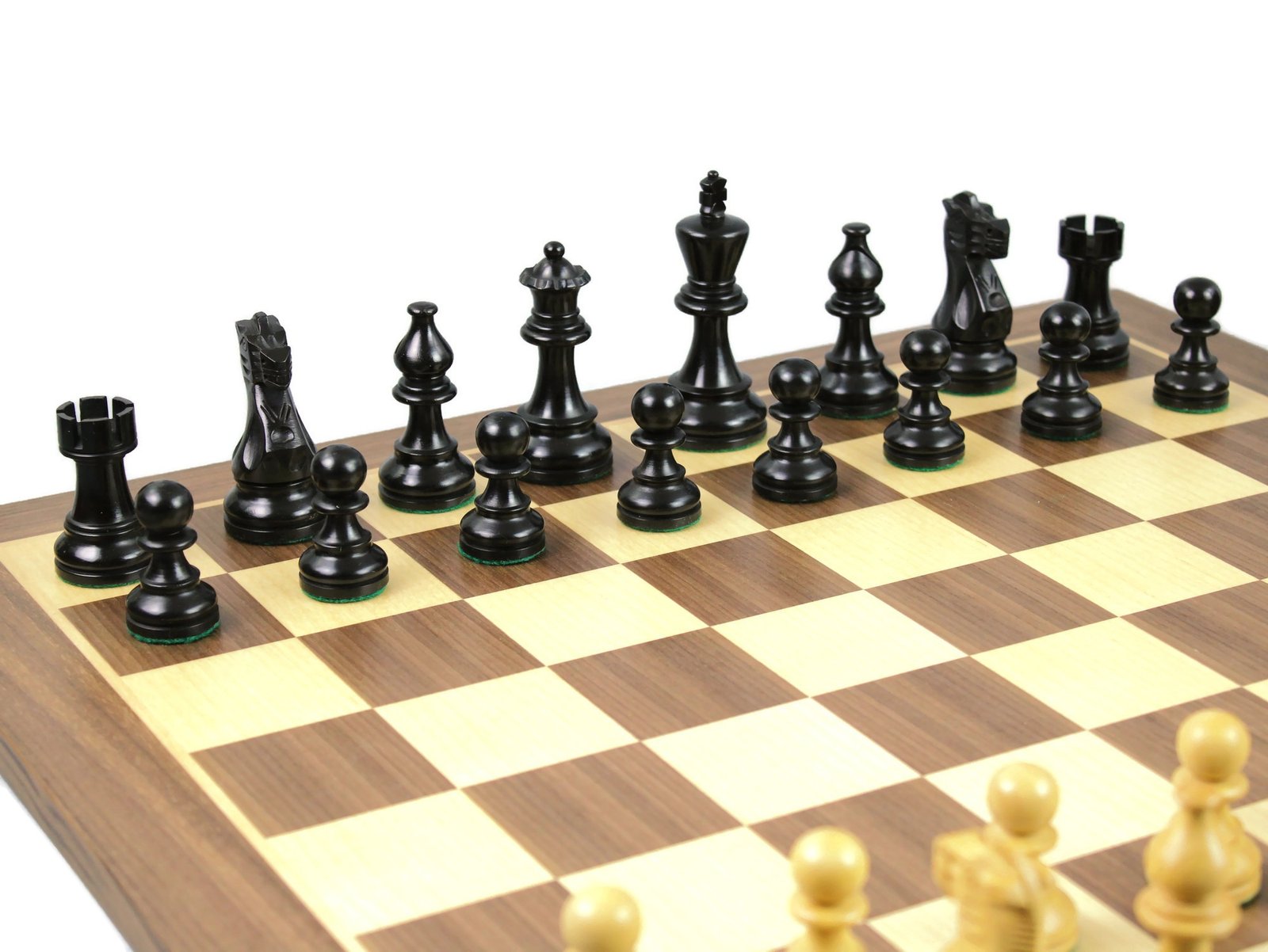 ebonised atlantic classic staunton chess pieces