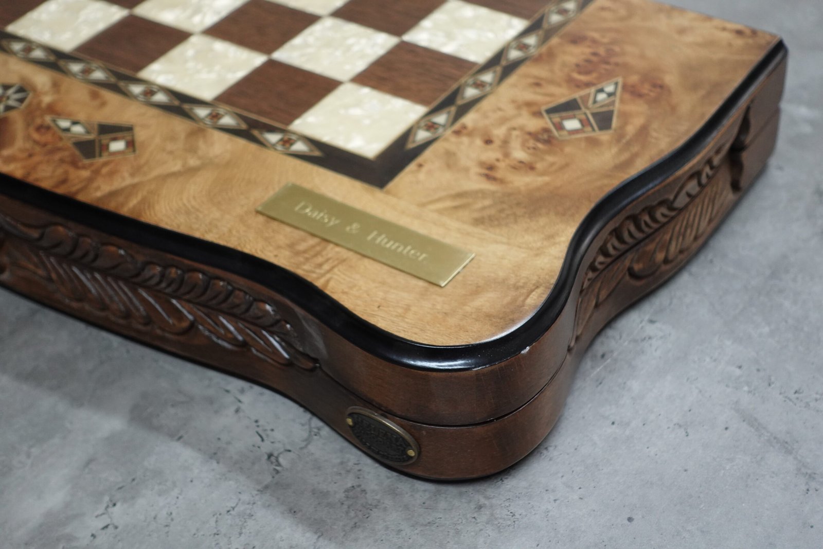 Helena Carved Mother of Pearl Bird Eye Maple Backgammon Set 20 Inch - Image 9