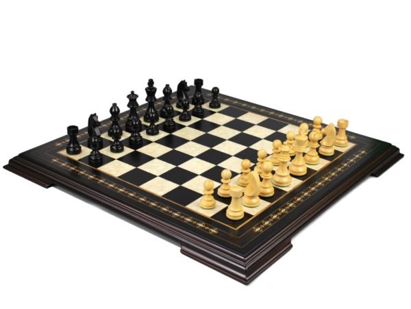 german staunton chess set with ebonised boxwood chess pieces