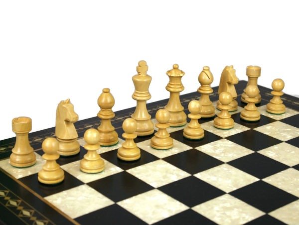 german staunton boxwood chess pieces