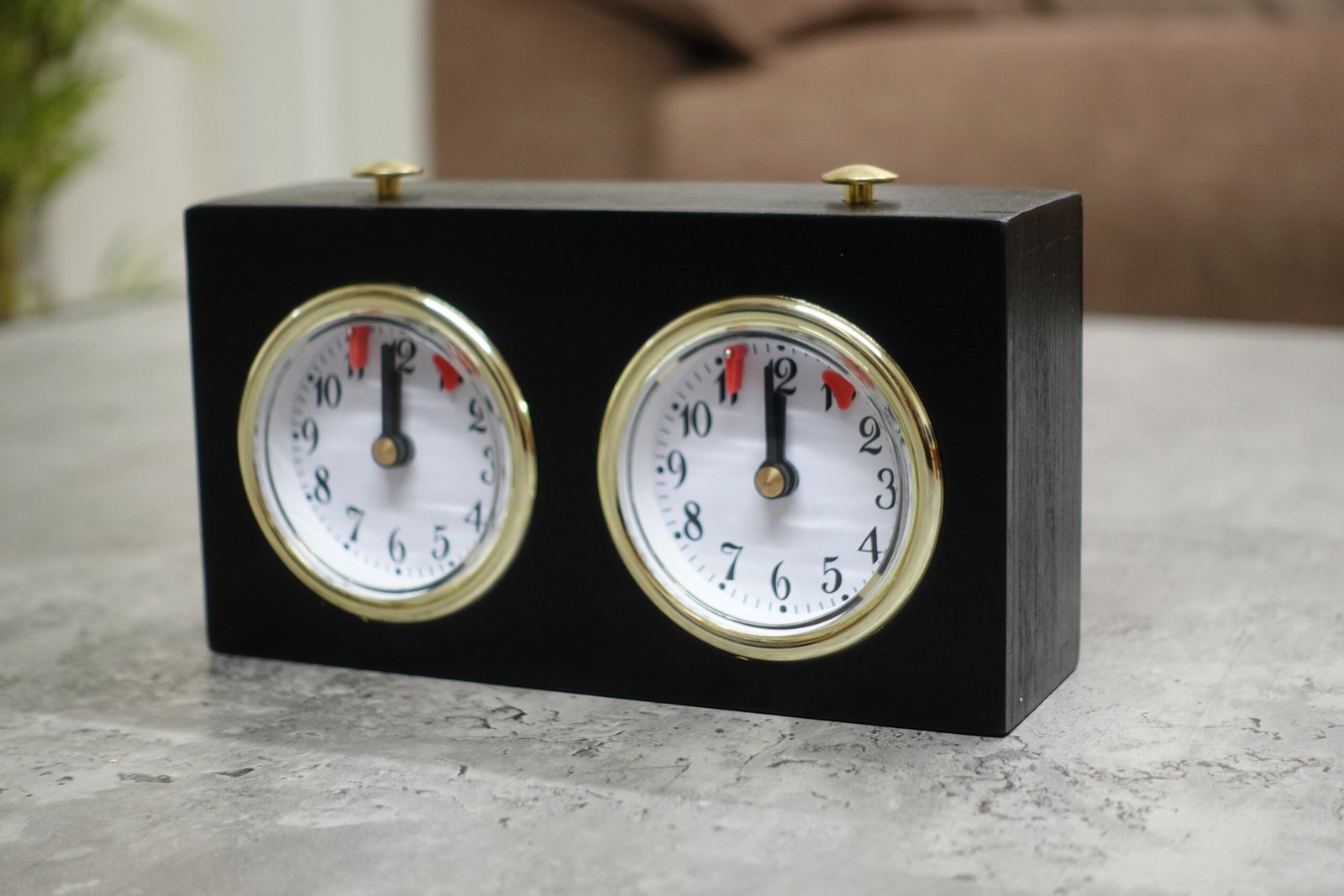 Stained Brown Turnier Analog Wood Chess Clock