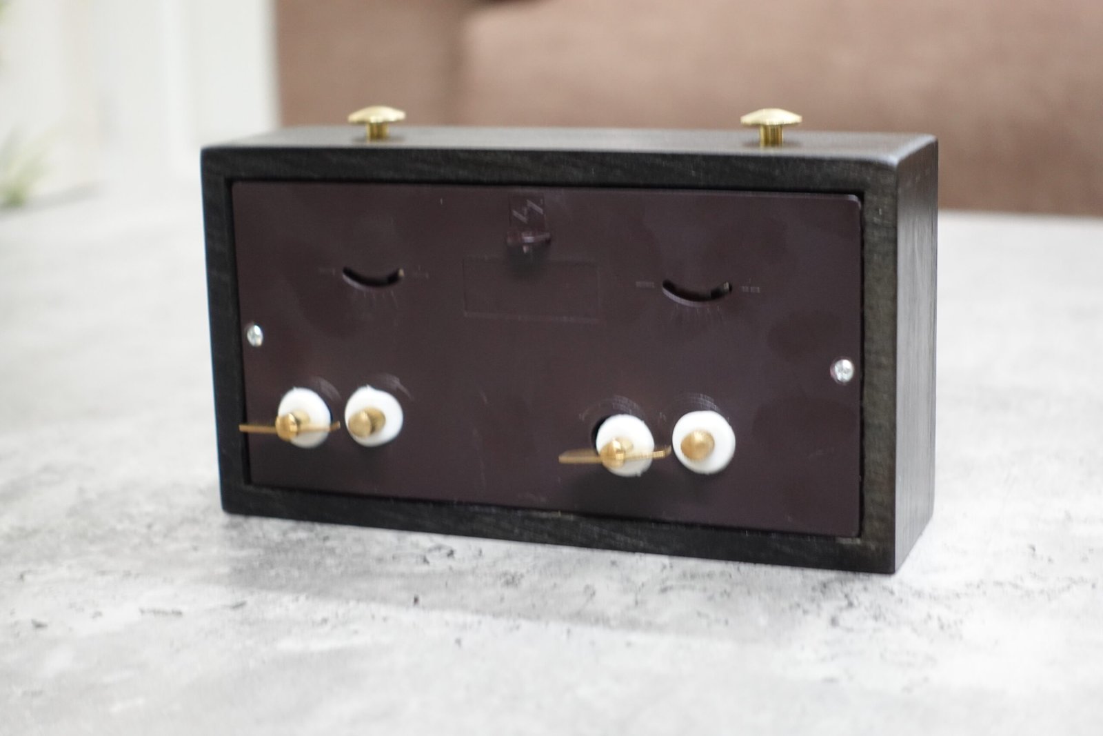 Stained Brown Turnier Analog Wood Chess Clock - Image 4