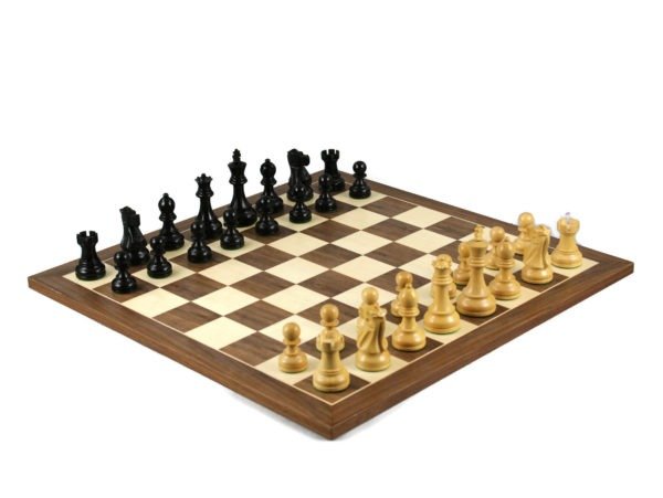 Walnut wooden board with Reykjavik staunton ebonised chess pieces weighted