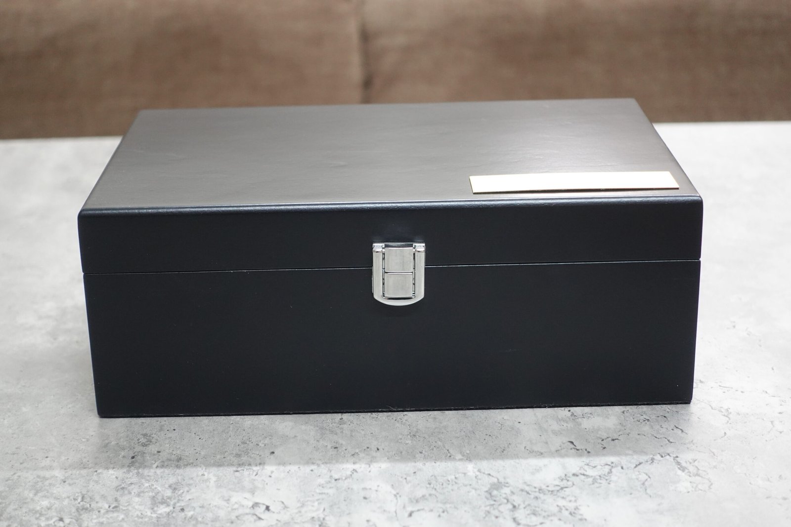 Ebony Chess Box With Metal Clasp 3.75 Inch - Image 3