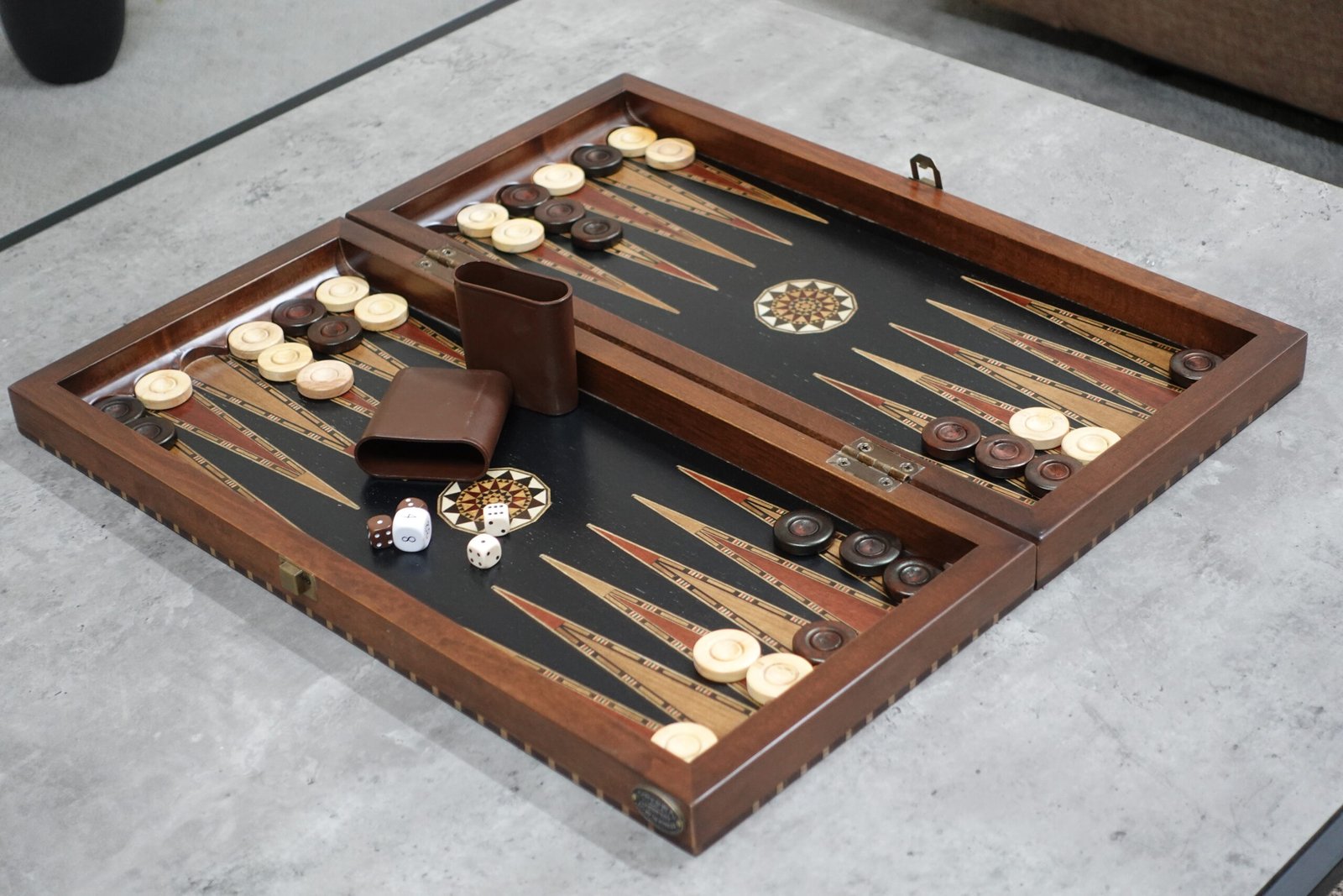 Helena Rural Ebony Mother of Pearl Backgammon Set 20 Inch - Image 7
