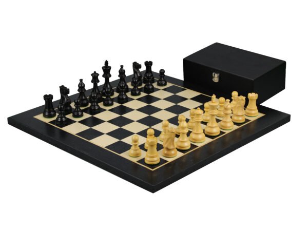 classic staunton chess pieces with black chess board with black chess box