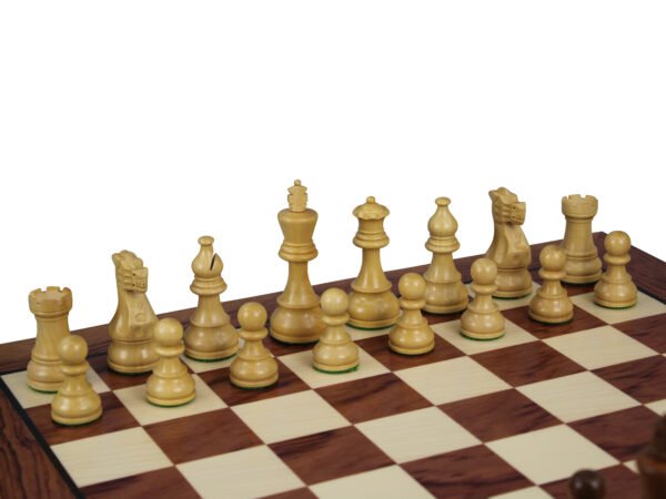 boxwood classic staunton chessmen