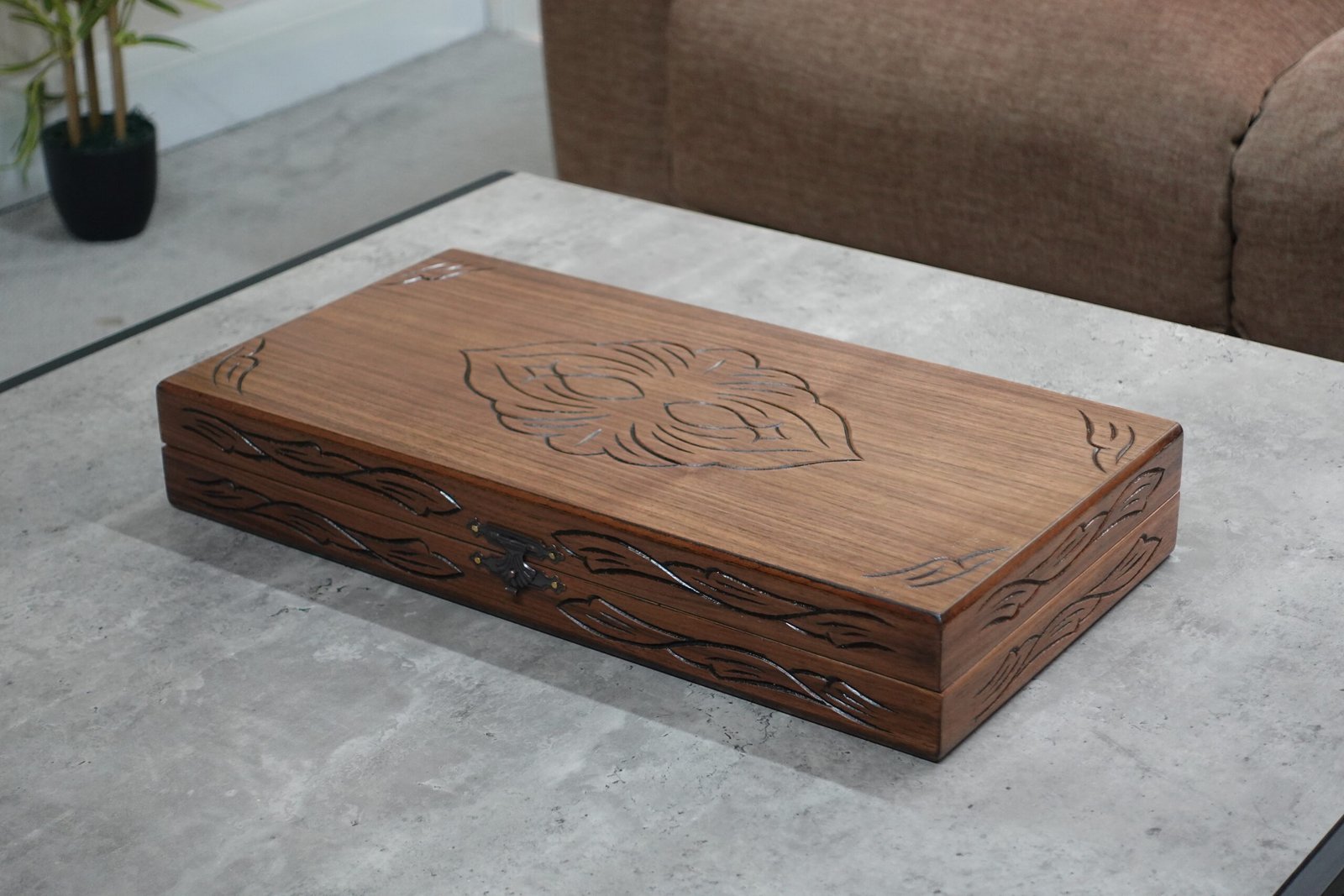 Orchard Carved Handmade Solid Walnut Wood Backgammon Set 20 Inch