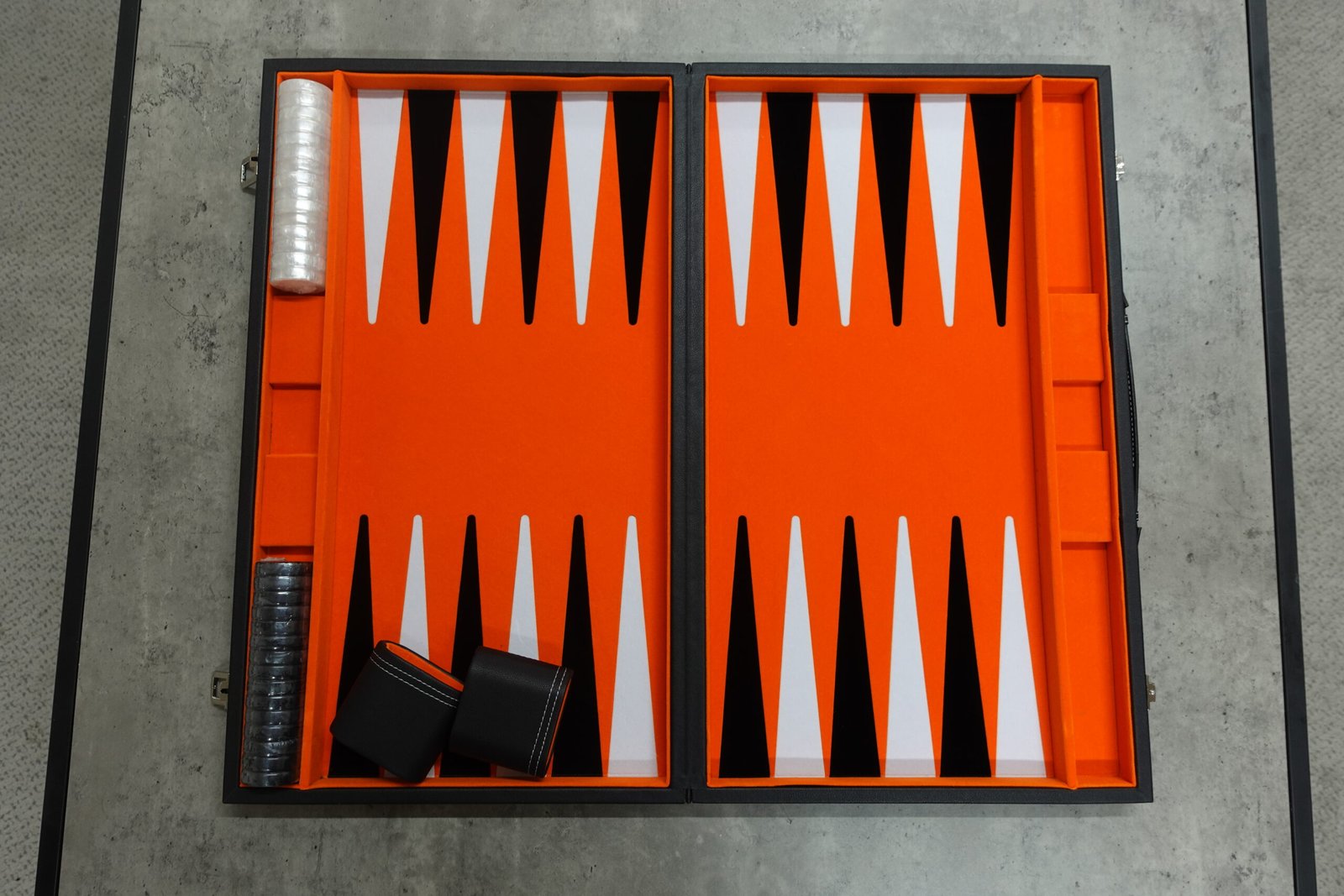 Coral Orange Leather Backgammon Set 21 Inch - Image 3